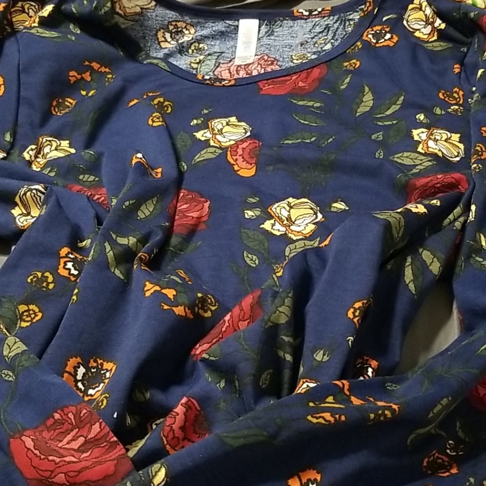Tee shirt